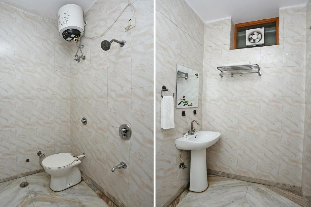 Oyo Hotel Krishna Greens Mathura Exterior photo
